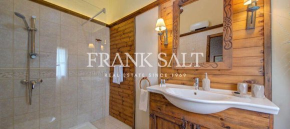 Дом с 4 спальнями в Зеббудж, Мальта № 1288 23