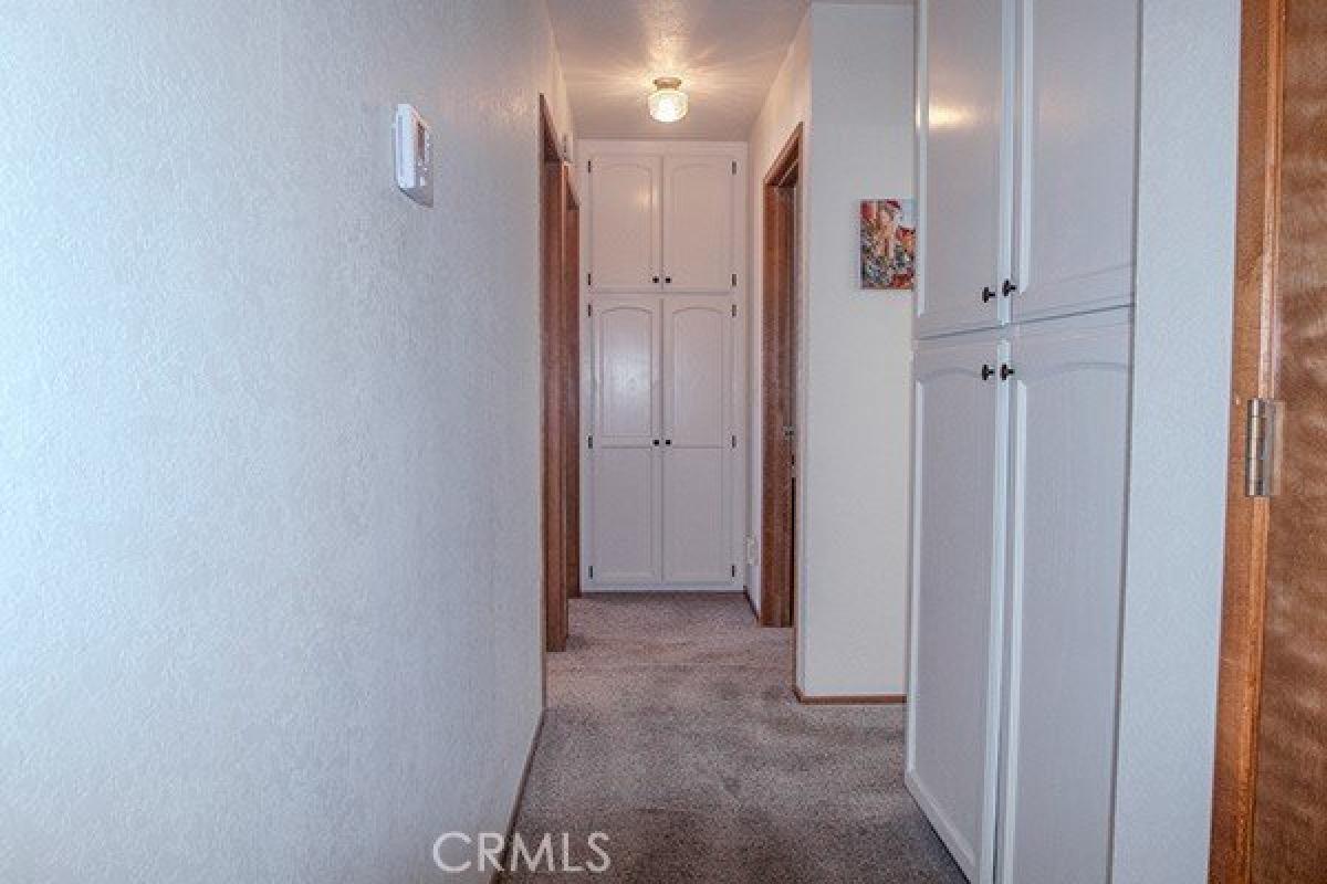 3 bedrooms House in Apple Valley, USA No. 404737