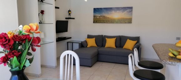 Apartamento de 2 dormitorios en San Bartolome De Tirajana, Spain No. 190993 4