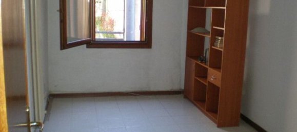 10 rooms House in Adria, Italy No. 224391 6