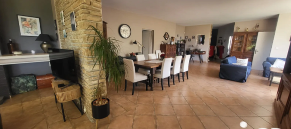 Villa de 4 dormitorios en Ales, France No. 344048 2