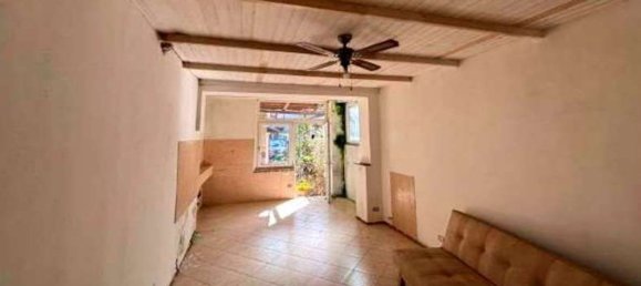 3 rooms Apartment in Venegono Superiore, Italy No. 186702 9