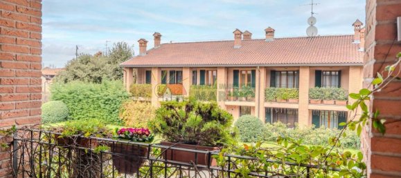 3غرفة شقة في Segrate, Italy رقم 38072 68