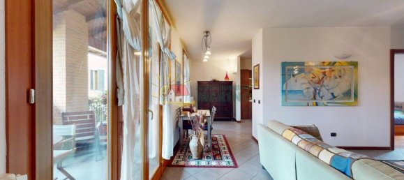 3غرفة شقة في Segrate, Italy رقم 38072 32