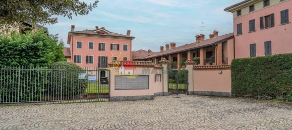 3غرفة شقة في Segrate, Italy رقم 38072 82