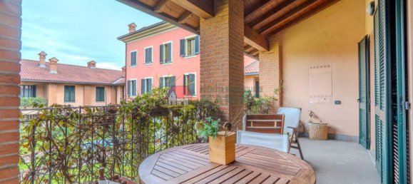 3غرفة شقة في Segrate, Italy رقم 38072 64