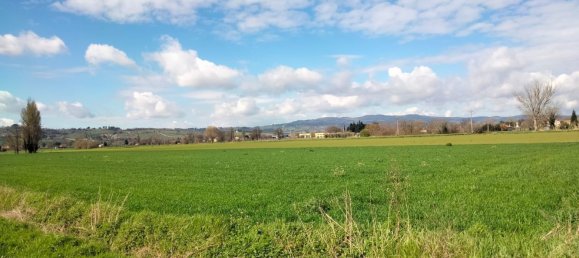 27310m² Land in Foligno, Italy No. 123686 13