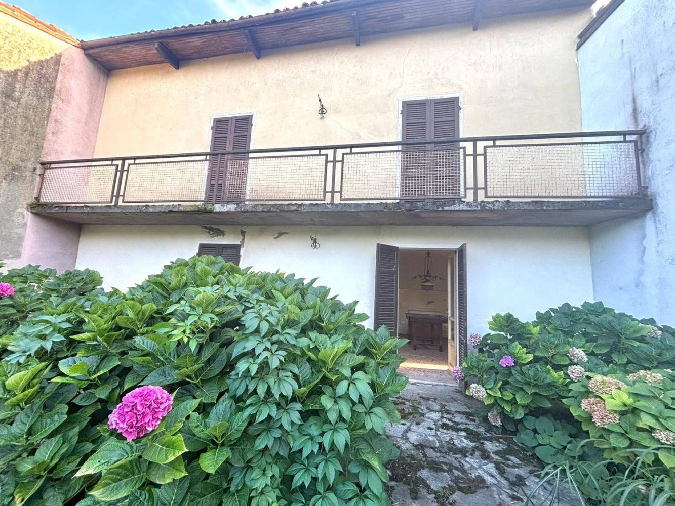 5 chambres Maison à Castelletto Monferrato, Italy No. 339564