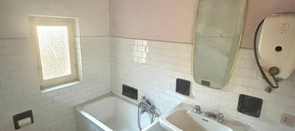 5 chambres Maison à Castelletto Monferrato, Italy No. 339564 14