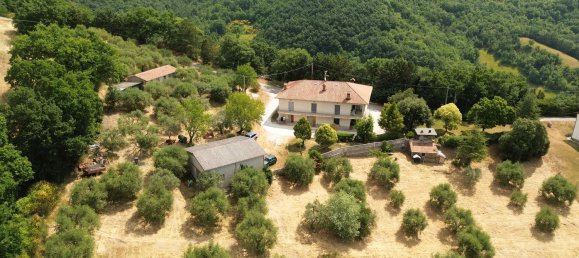 10غرفة منزل في Gubbio, Italy رقم 267913 6