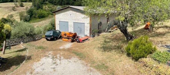 10غرفة منزل في Gubbio, Italy رقم 267913 36