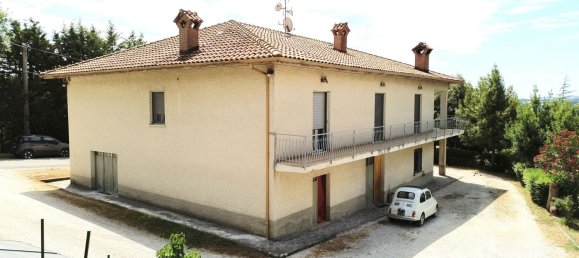 10غرفة منزل في Gubbio, Italy رقم 267913 9