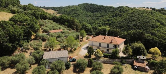 10غرفة منزل في Gubbio, Italy رقم 267913 8