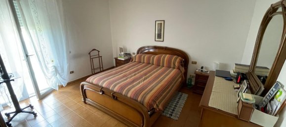 10غرفة منزل في Gubbio, Italy رقم 267913 31