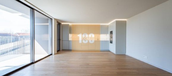 4 Schlafzimmer Doppelhaus in Vila Nova de Gaia, Portugal, Nr. 108235 3