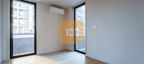 4 Schlafzimmer Doppelhaus in Vila Nova de Gaia, Portugal, Nr. 108235 13