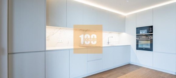 4 Schlafzimmer Doppelhaus in Vila Nova de Gaia, Portugal, Nr. 108235 5