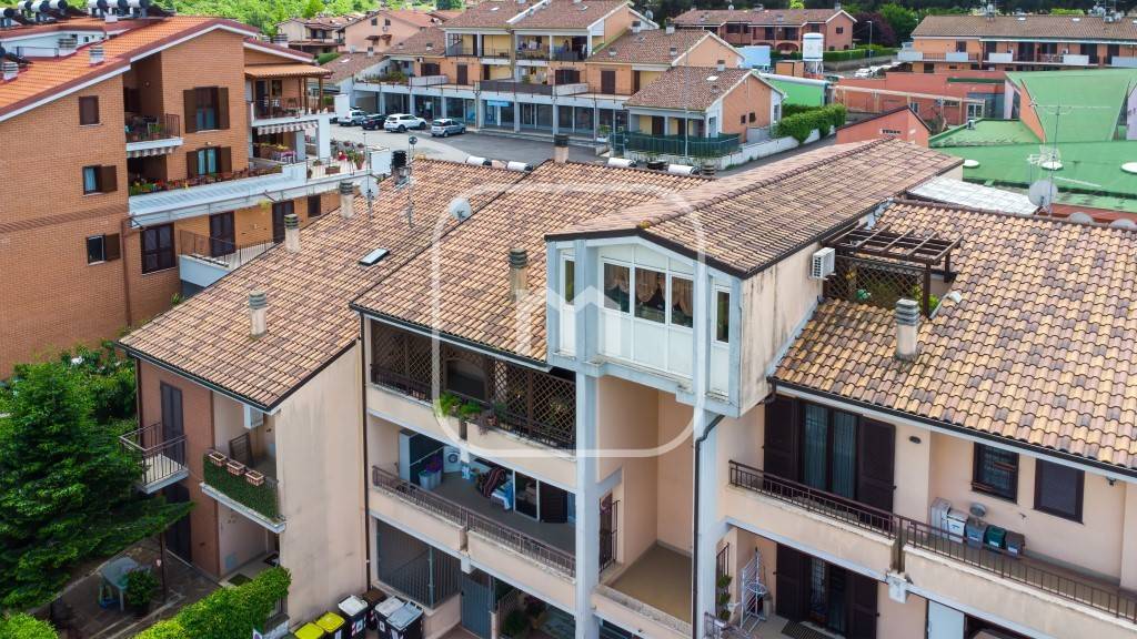 3 Schlafzimmer Wohnung in San Cesareo, Italy, Nr. 389888