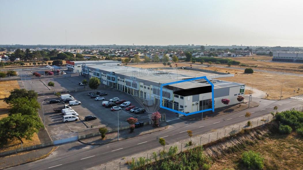 349m² Warehouse in Moita, Portugal No. 279780