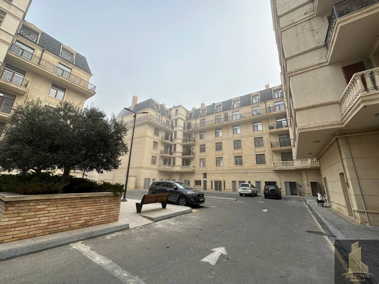 Apartamento de 3 dormitorios en Khatay, Azerbaijan No. 2110