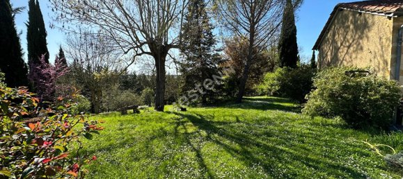 3 bedrooms House in Mirande, France No. 300158 2