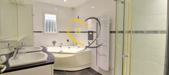 3 Schlafzimmer Haus in Baugy, France, Nr. 39150 16