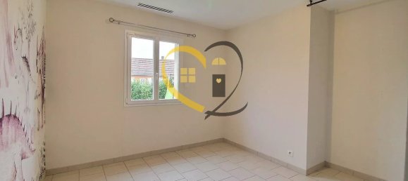 3 Schlafzimmer Haus in Baugy, France, Nr. 39150 12