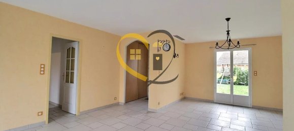 3 Schlafzimmer Haus in Baugy, France, Nr. 39150 5