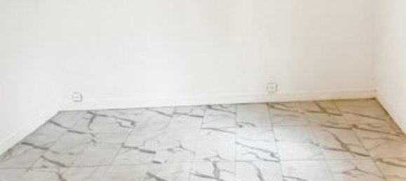 3 bedrooms House in Saint-Denis, France No. 354714 13