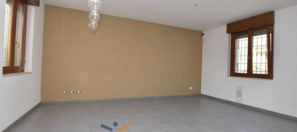 2 bedrooms House in Lacchiarella, Italy No. 151343 5