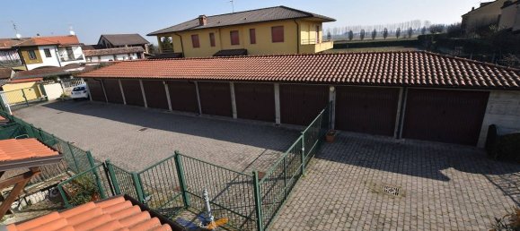 2 bedrooms House in Lacchiarella, Italy No. 151343 16