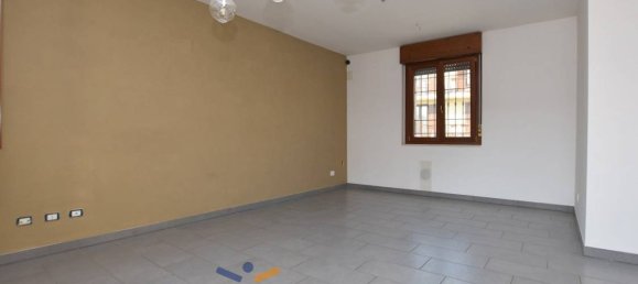 2 bedrooms House in Lacchiarella, Italy No. 151343 4