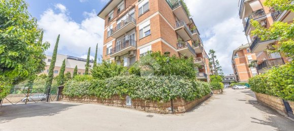 Квартира с 2 спальнями в Рим, Италия № 291895 16