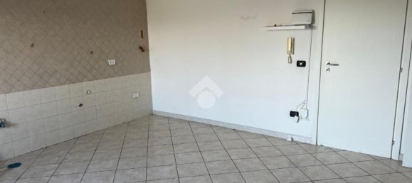 3 rooms Apartment in Melito di Napoli, Italy No. 82807 4