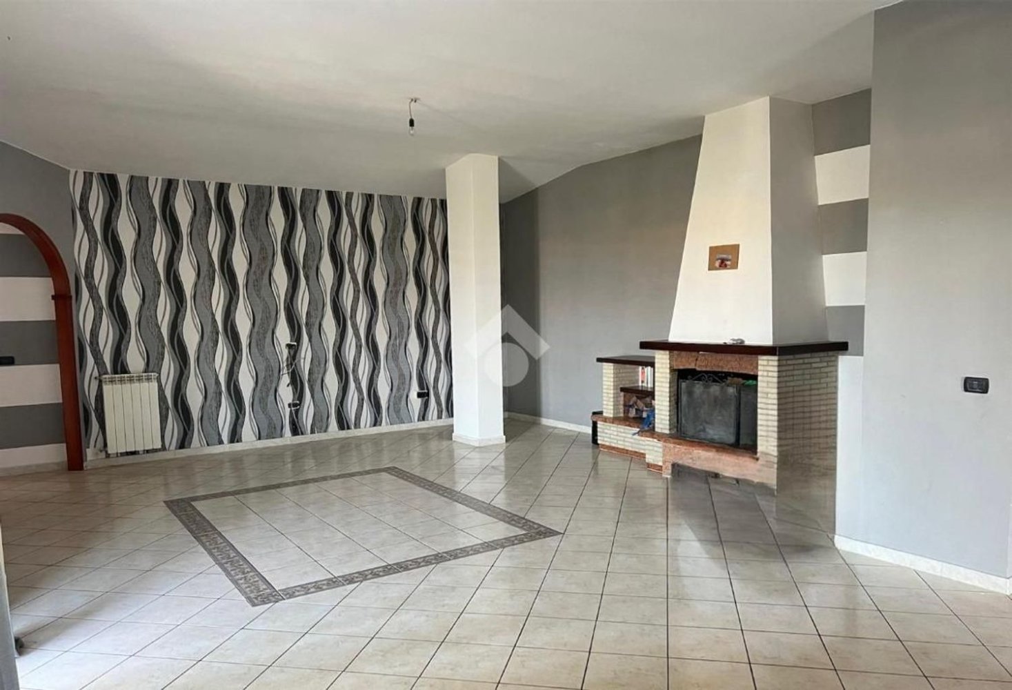 3 rooms Apartment in Melito di Napoli, Italy No. 82807