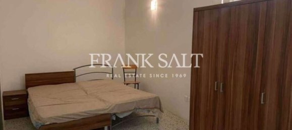 Дом с 3 спальнями в Burmarrad, Мальта № 3012 3