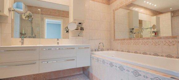 Таунхаус с 4 комнатами в Клоштернойбург, Австрия № 214422 5