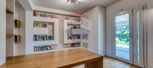 4 bedrooms Villa in Coriano, Italy No. 208076 31