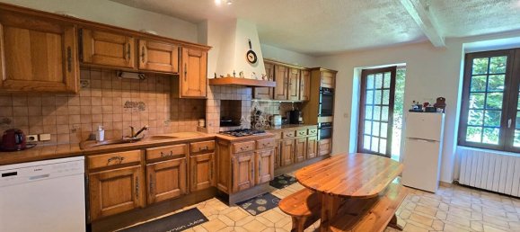 Дом с 5 спальнями в Сантей, Франция № 164256 3