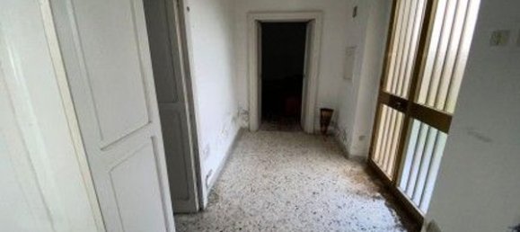 6 rooms House in Montalto Uffugo, Italy No. 183884 12