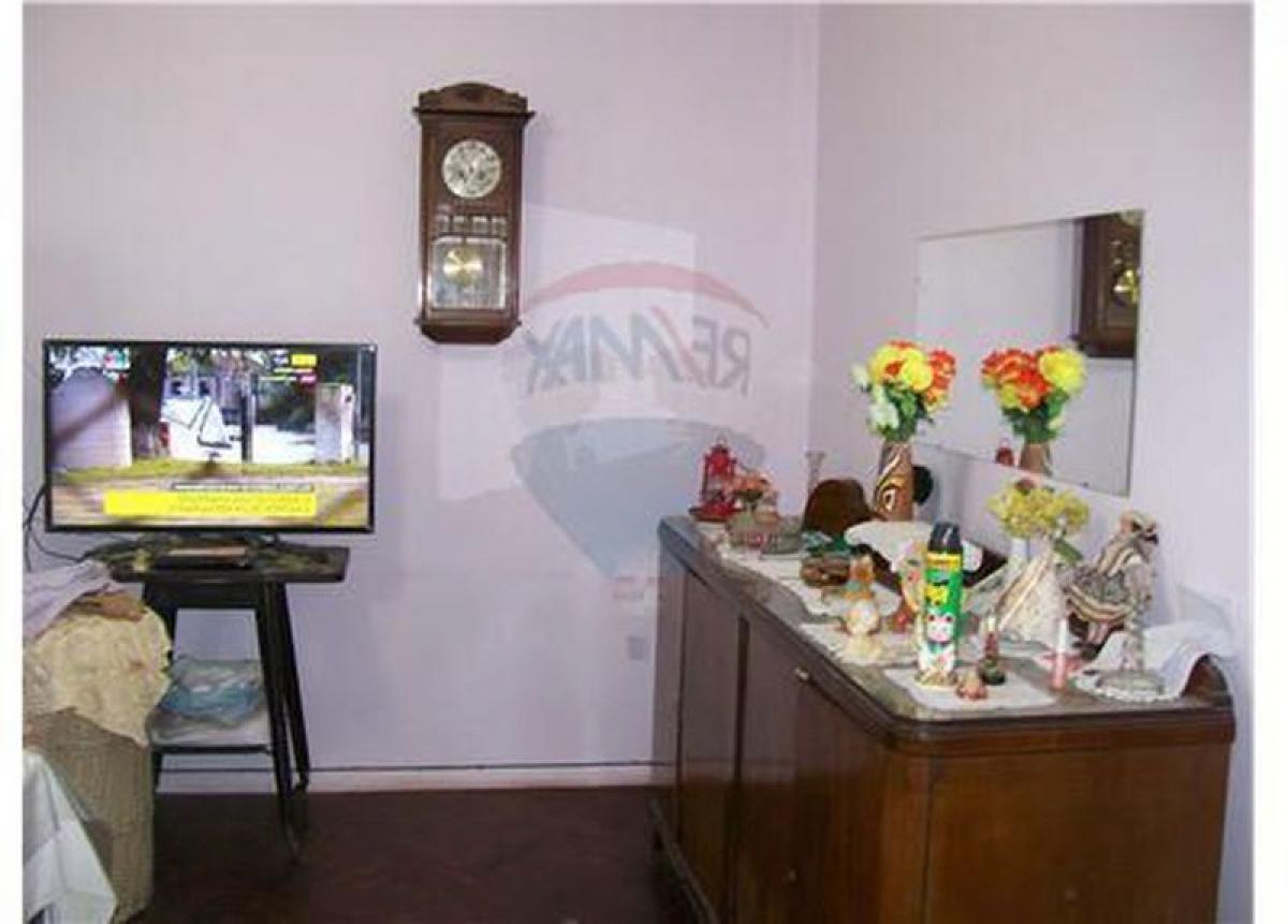 Studio in Buenos Aires, Argentina No. 90326