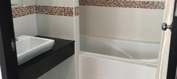 2 bedrooms Condo in Pattaya, Thailand No. 19144 11