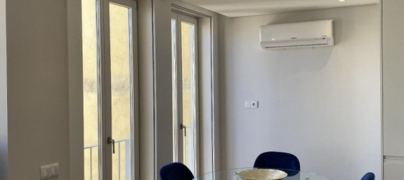 4 bedrooms Building in Porto, Portugal No. 113376 3