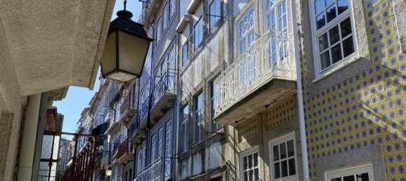 4 bedrooms Building in Porto, Portugal No. 113376 4