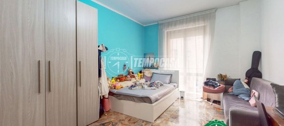 4 bedrooms Apartment in Alessandria, Italy No. 339566 11