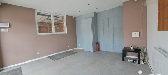 5 bedrooms House in Orchies, France No. 76211 17