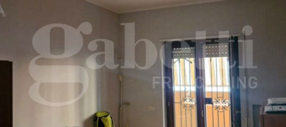 3 chambres Appartement à Taranto, Italy No. 364158 6