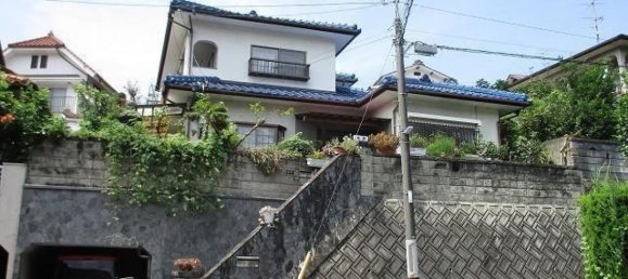 6 bedrooms House in Ehime, Japan No. 9056 2