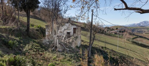7-Zimmer Haus in Ripatransone, Italy, Nr. 111493 9