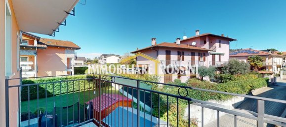 Apartamento de 3 habitaciónes en Malnate, Italy No. 188163 22